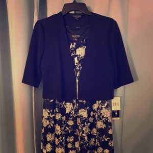 Women’s dress with Shawl